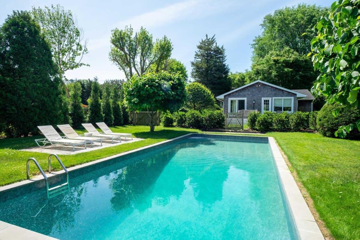 Heated Pool, Driftwood Cottage By Rovetravel East Hampton Exterior foto